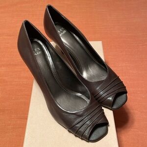 Alex Marie Night Brown Heels